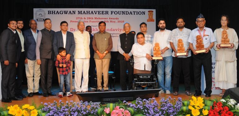 Union Labour Minister Presents 27th and 28th Mahaveer Awards Honouring Champions in Diverse Humanitarian Endeavours