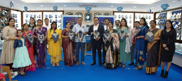 Joyalukkas‘Brilliance Diamond Jewellery Show’ in Vellorefrom 21st February to 8th March.