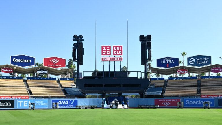 DODGERS AND UNIQLO ANNOUNCE HISTORIC PARTNERSHIP
